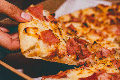 slice of pepperoni pizza